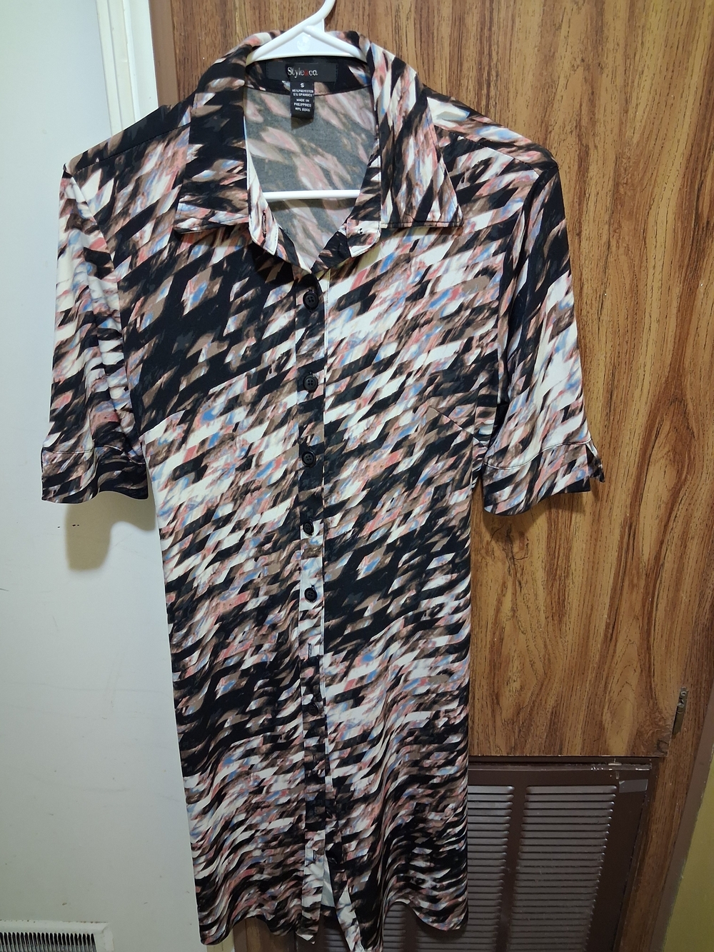 Beautiful dress  Cream, Pink & Blue Abstract Button-Front Dress